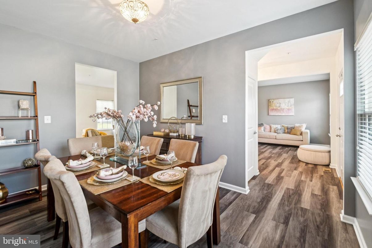 Dining room, Interior, Wood Texture Flooring