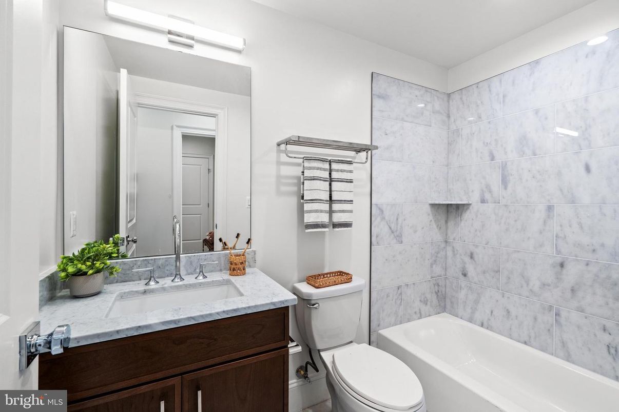 Bathroom, Interior, Marble Walls