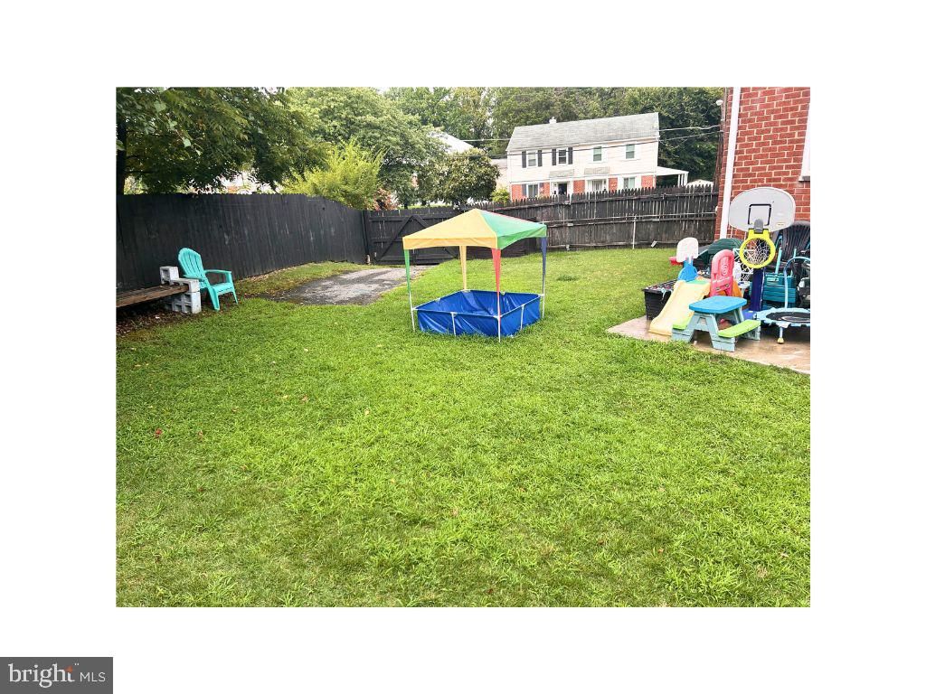 Backyard, Exterior, Playground