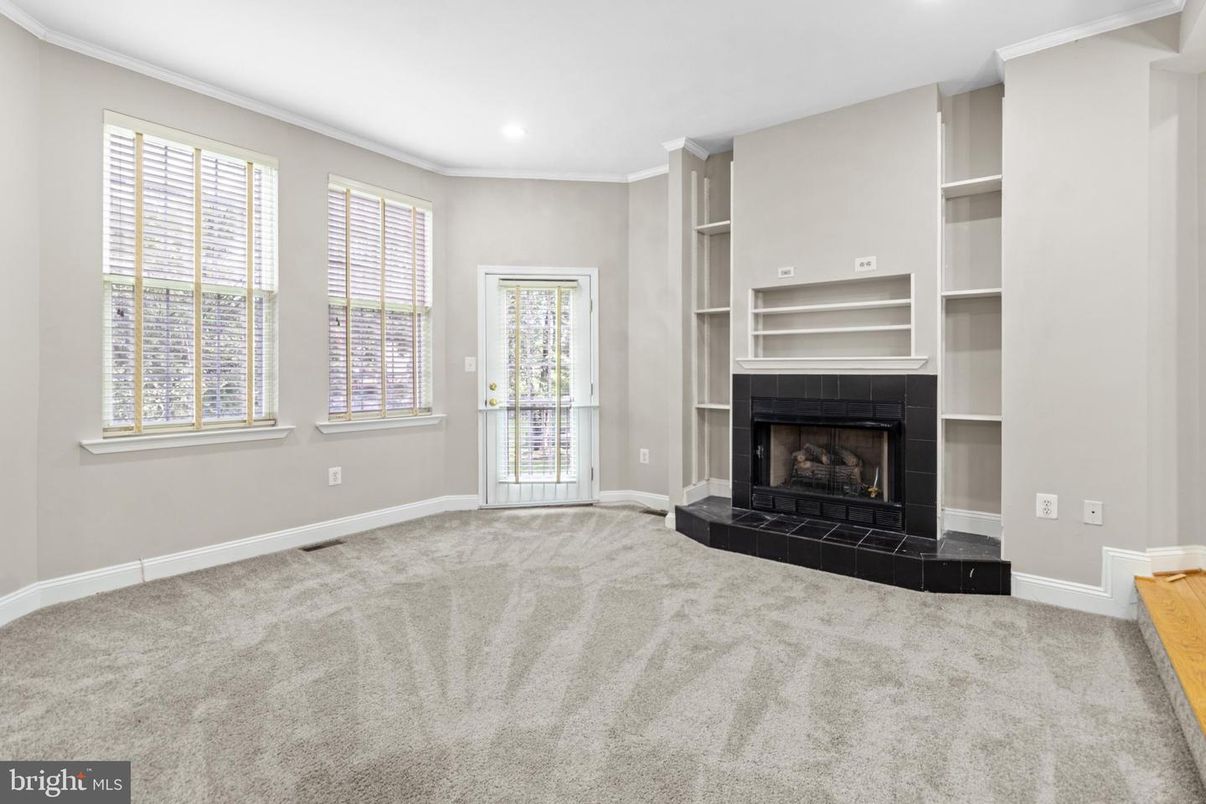 Empty room, Fireplace, Interior, Recessed Lighting