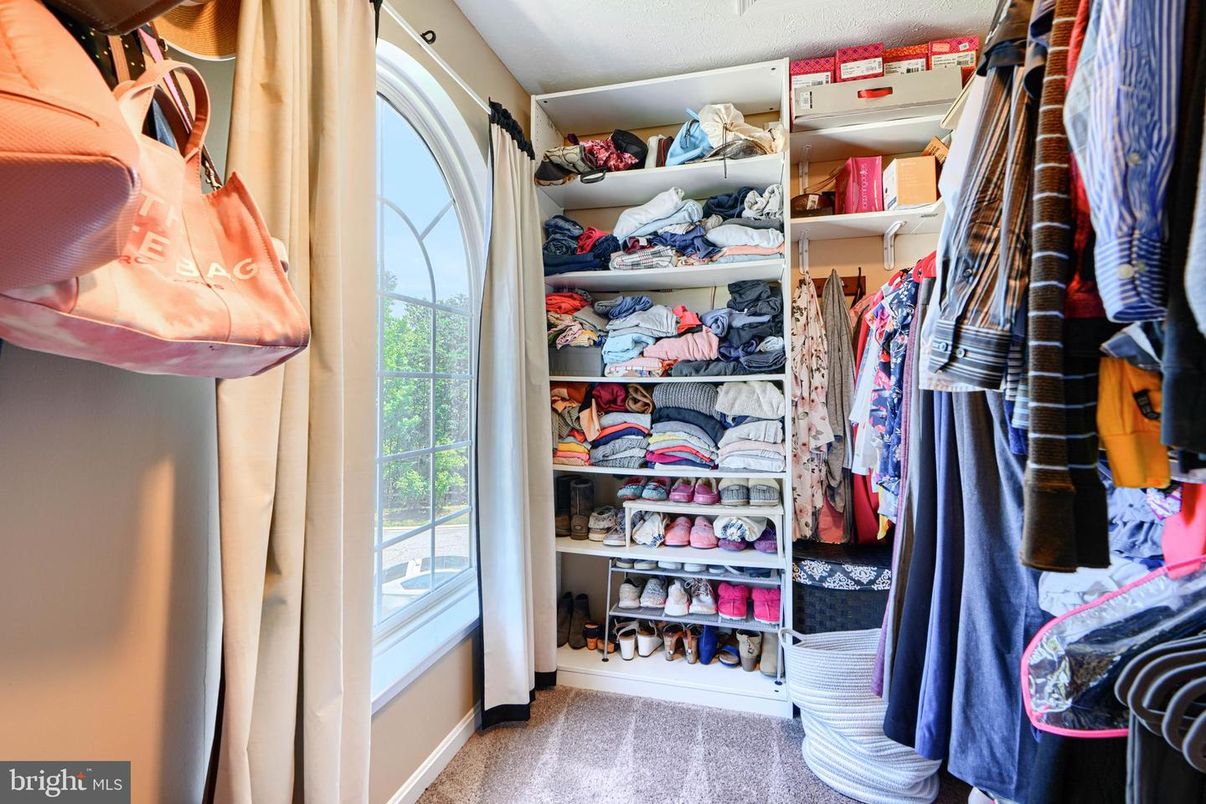 Interior, Walk-in Closets
