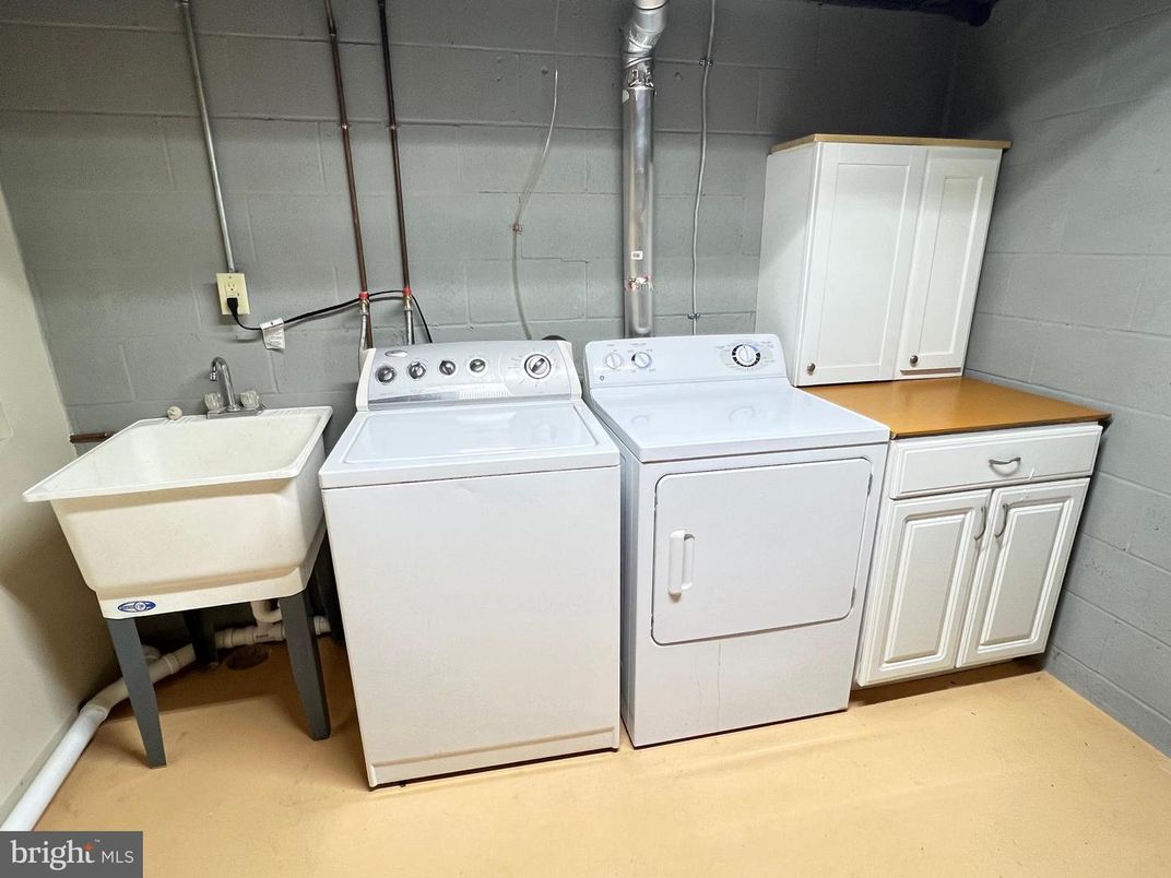 Interior, Utility Closets, Washer