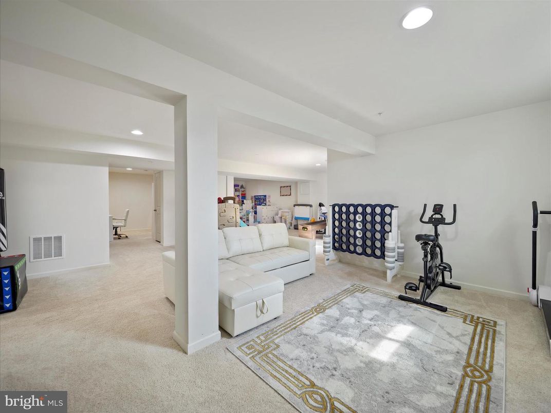 Fitness Equipment, Interior, Recessed Lighting