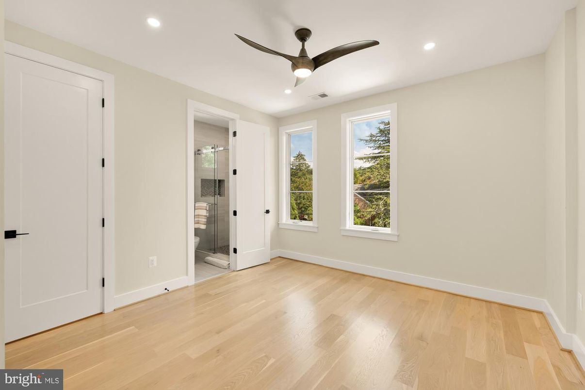 Bathroom, Empty room, Interior, Recessed Lighting, Wood Texture Flooring