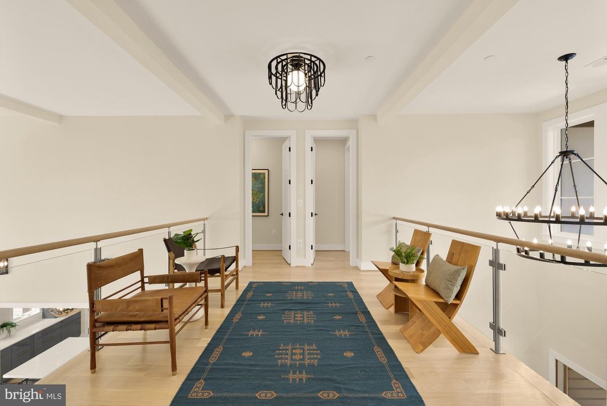 Interior, Pendant Lights, Wood Texture Flooring