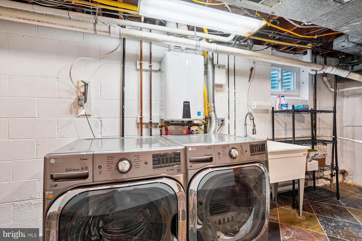 Interior, Washer