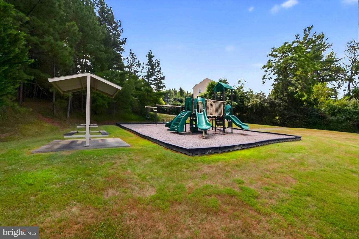 Backyard, Exterior, Playground