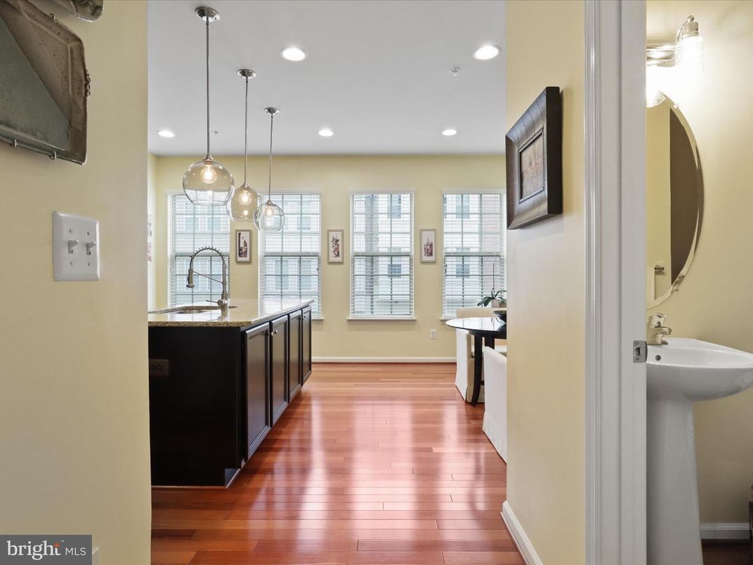 Interior, Pendant Lights, Recessed Lighting, Wood Texture Flooring