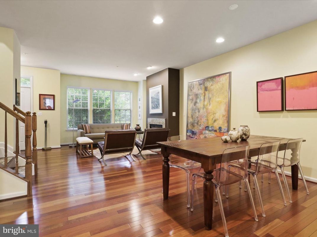 Dining room, Interior, Living room, Recessed Lighting, Wood Texture Flooring