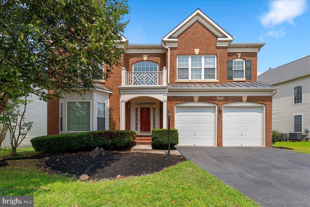 Attached, Exterior, Facade, Brick Facade, Brick Traditional