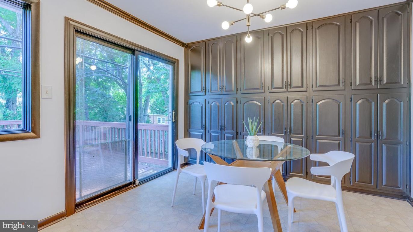 Dining room, Interior, Pendant Lights