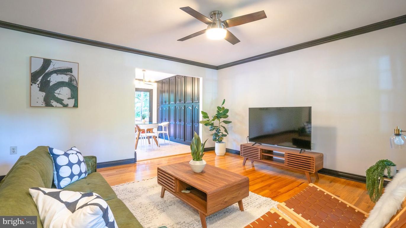 Dining room, Interior, Living room, Wood Texture Flooring