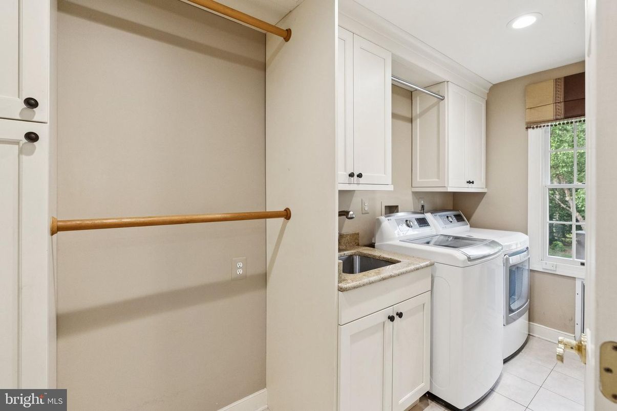 Interior, Recessed Lighting, Washer