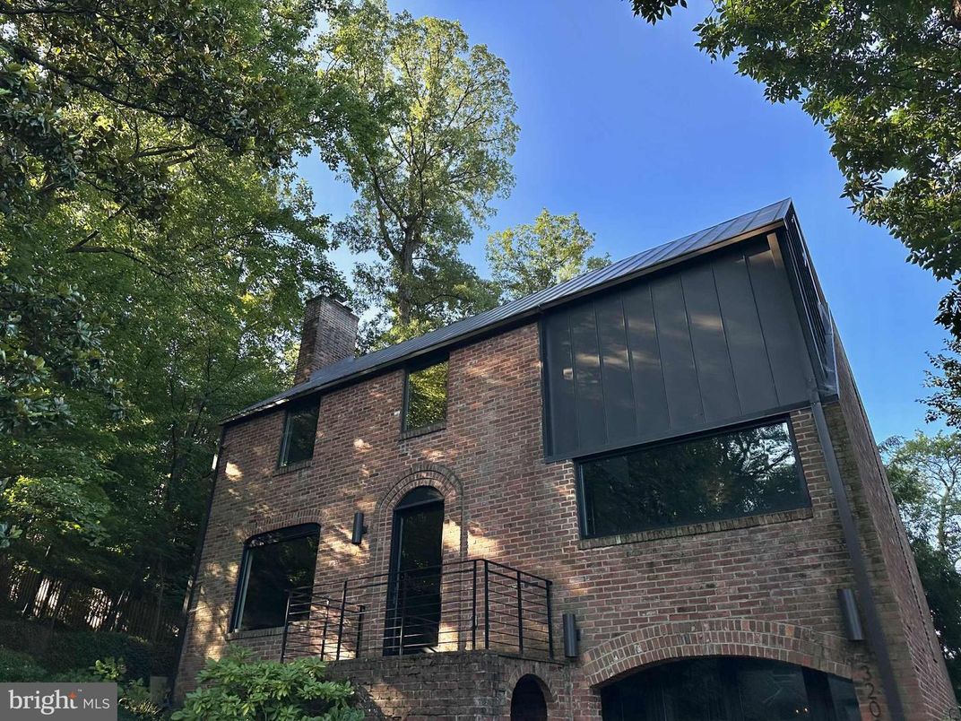 Exterior, Facade, Brick Facade, None