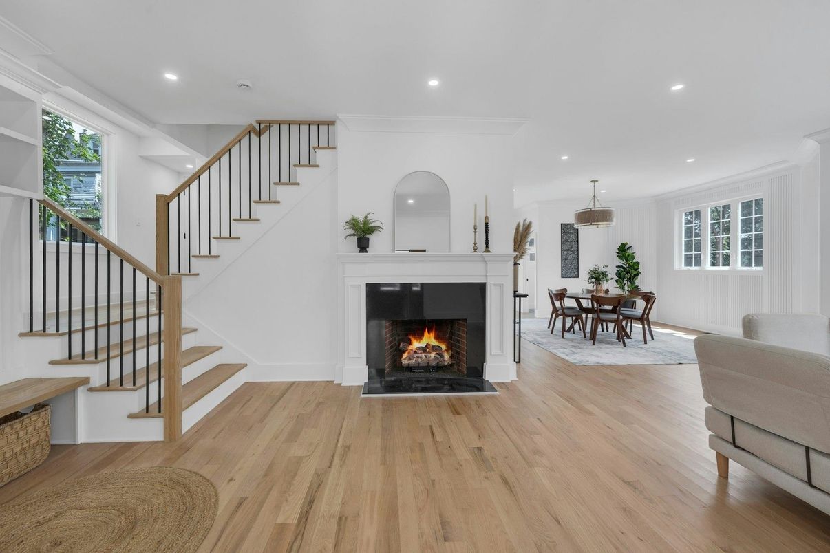 Dining room, Fireplace, Interior, Pendant Lights, Recessed Lighting, Wood Texture Flooring