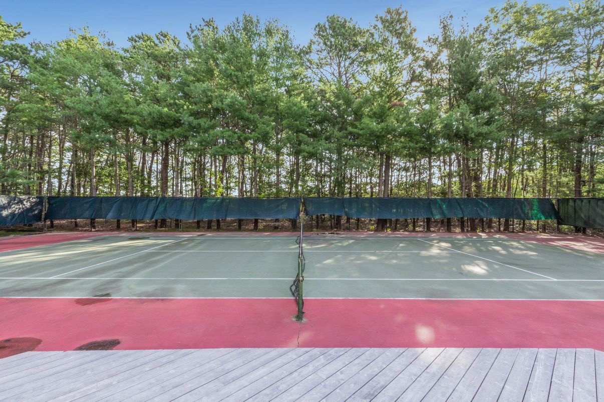Exterior, Tennis Courts