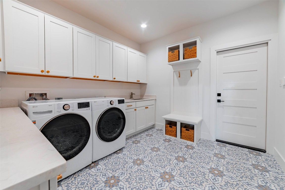 Interior, Recessed Lighting, Washer