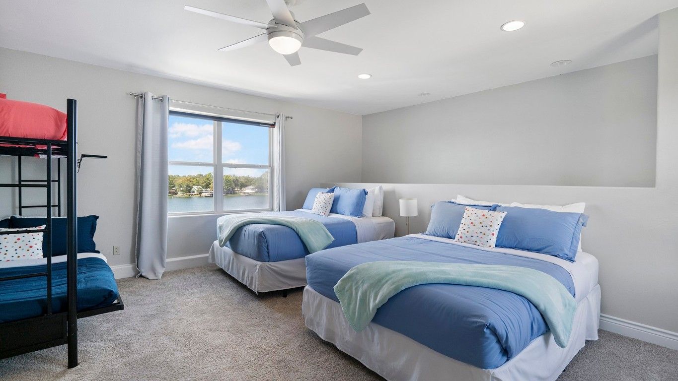 Bedroom, Interior, Recessed Lighting, Water