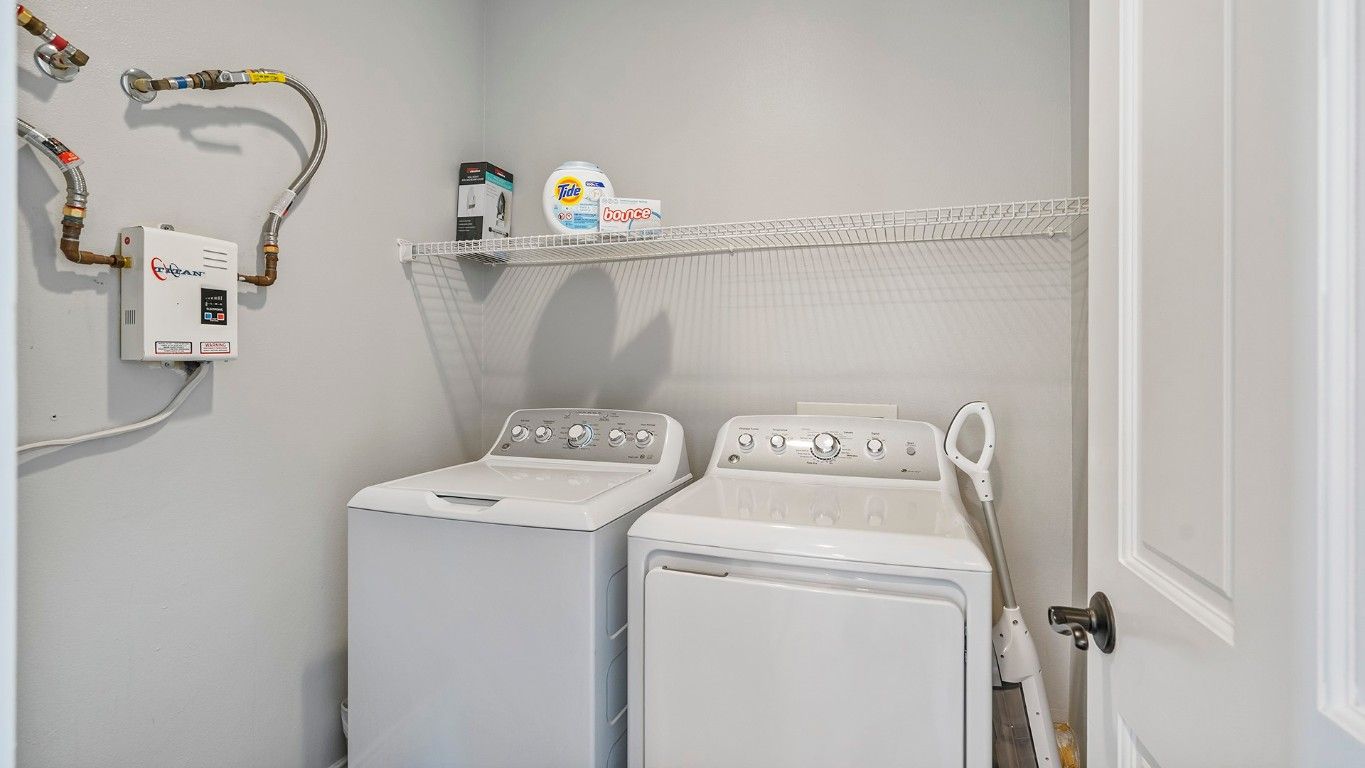 Interior, Utility Closets, Washer