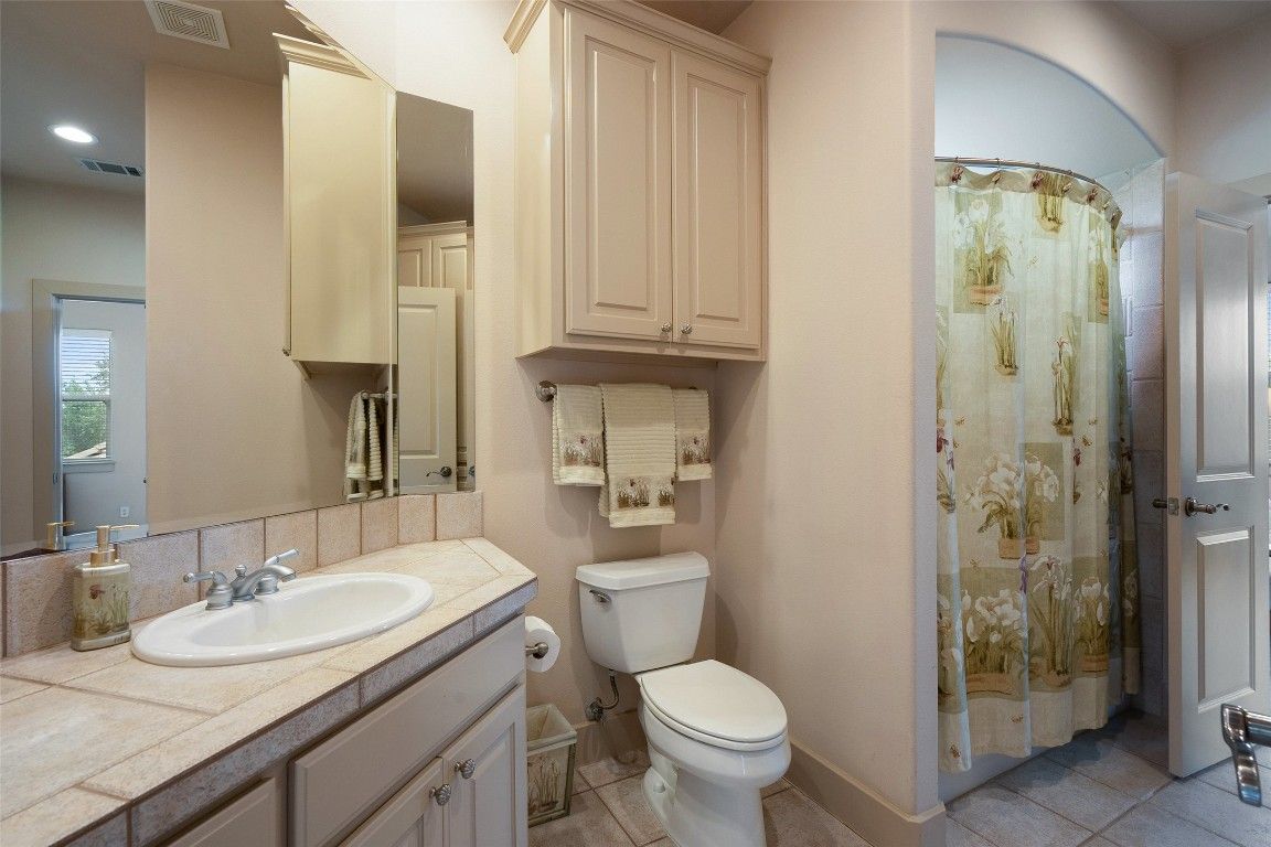 Bathroom, Interior, Recessed Lighting, Tile Countertops