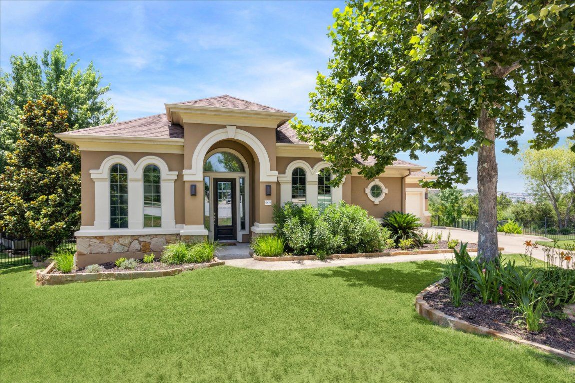 Backyard, Exterior, Facade, Mediterranean