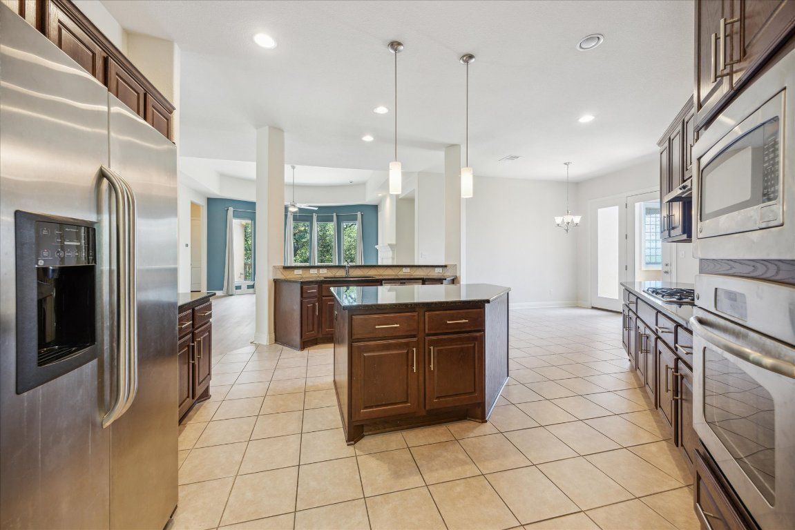 Interior, Kitchen, Pendant Lights, Recessed Lighting, Stainless Steel Appliances