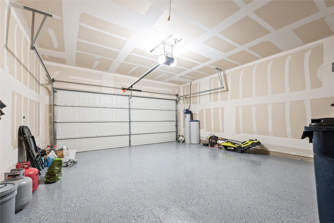 Fitness Equipment, Garage, Interior