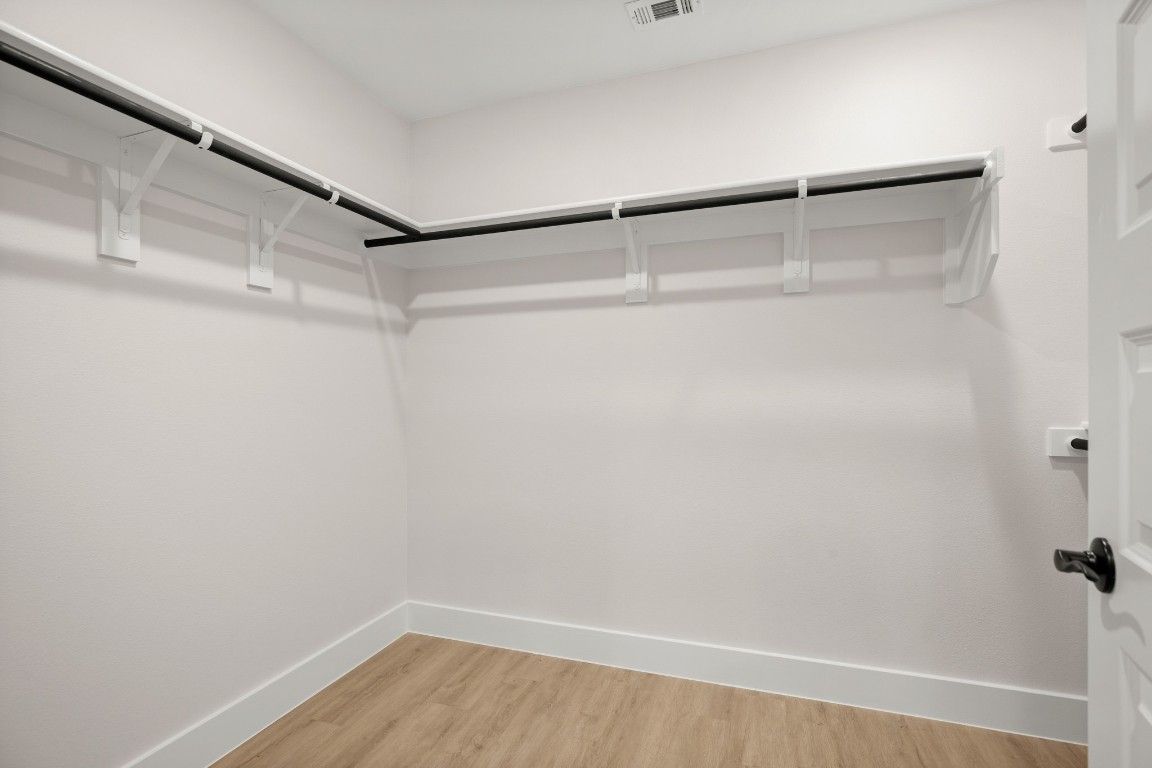 Interior, Walk-in Closets, Wood Texture Flooring