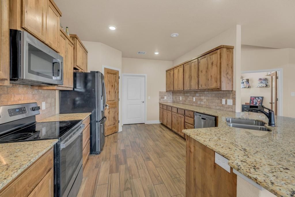 Interior, Kitchen, Recessed Lighting, Wood Texture Flooring
