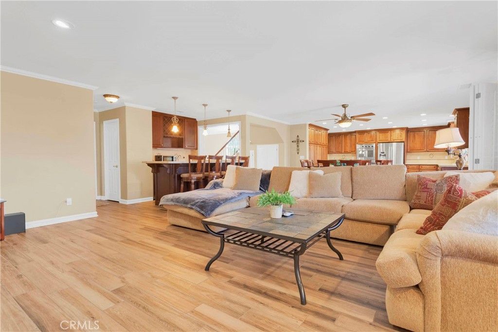 Interior, Kitchen, Living room, Pendant Lights, Recessed Lighting, Stainless Steel Appliances, Wood Texture Flooring