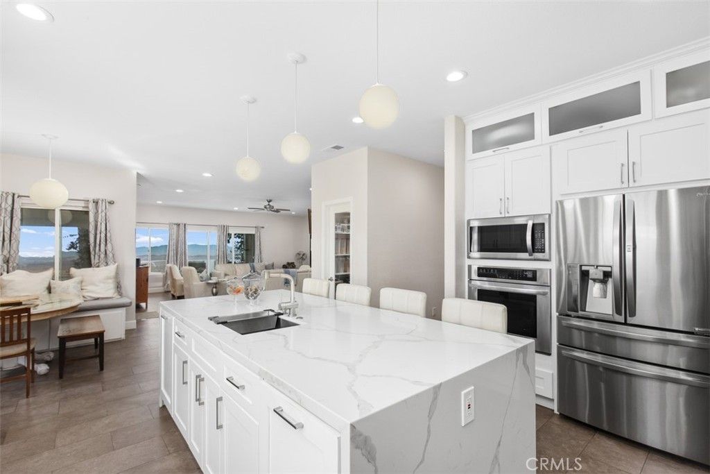 Dining room, Interior, Kitchen, Living room, Pendant Lights, Recessed Lighting, Stainless Steel Appliances, Water