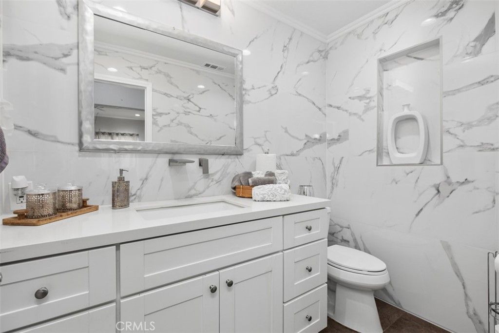 Bathroom, Interior, Marble Walls