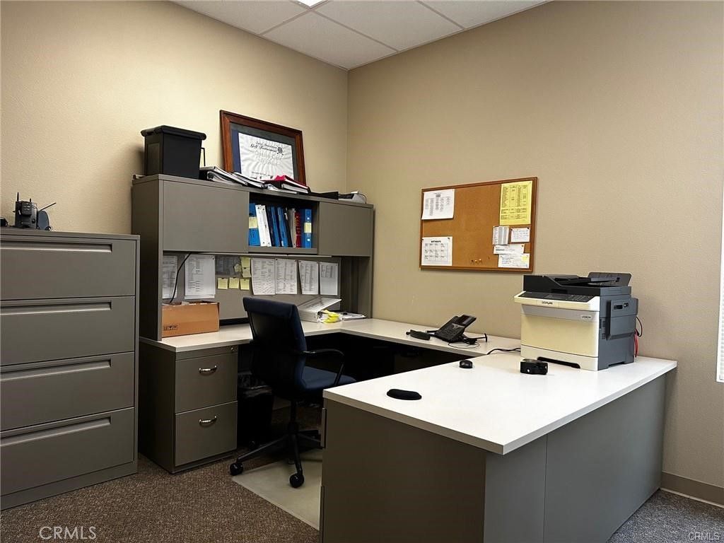 Home Office, Interior