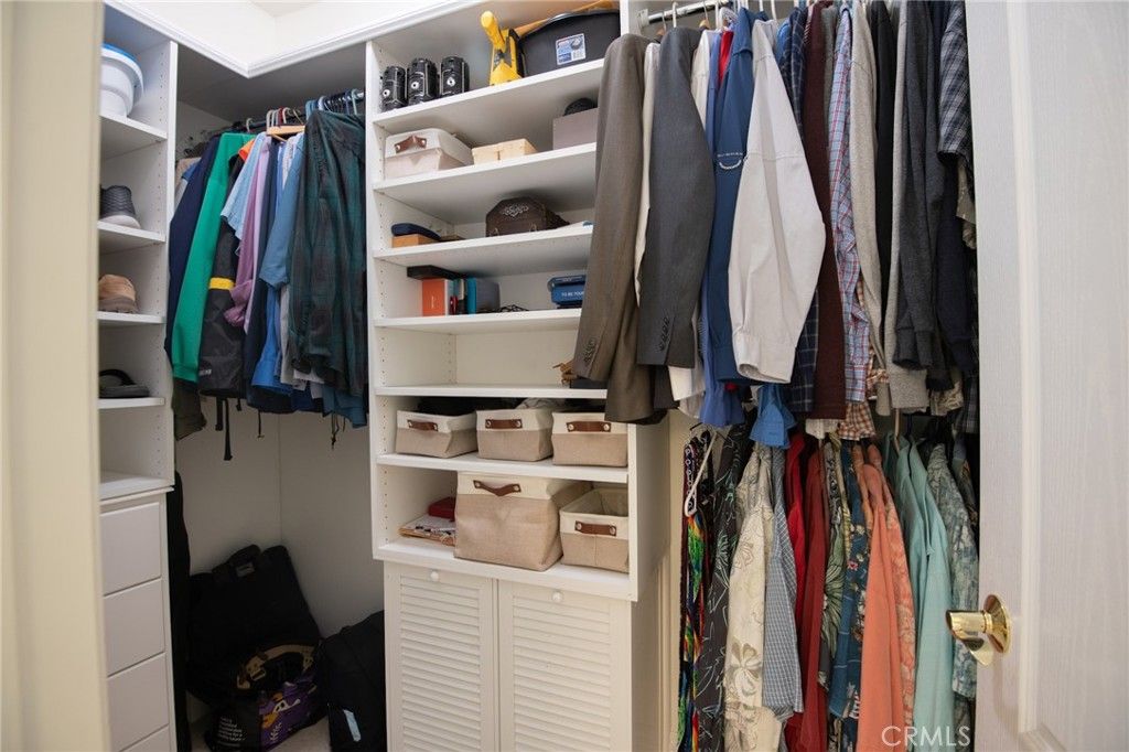 Interior, Walk-in Closets