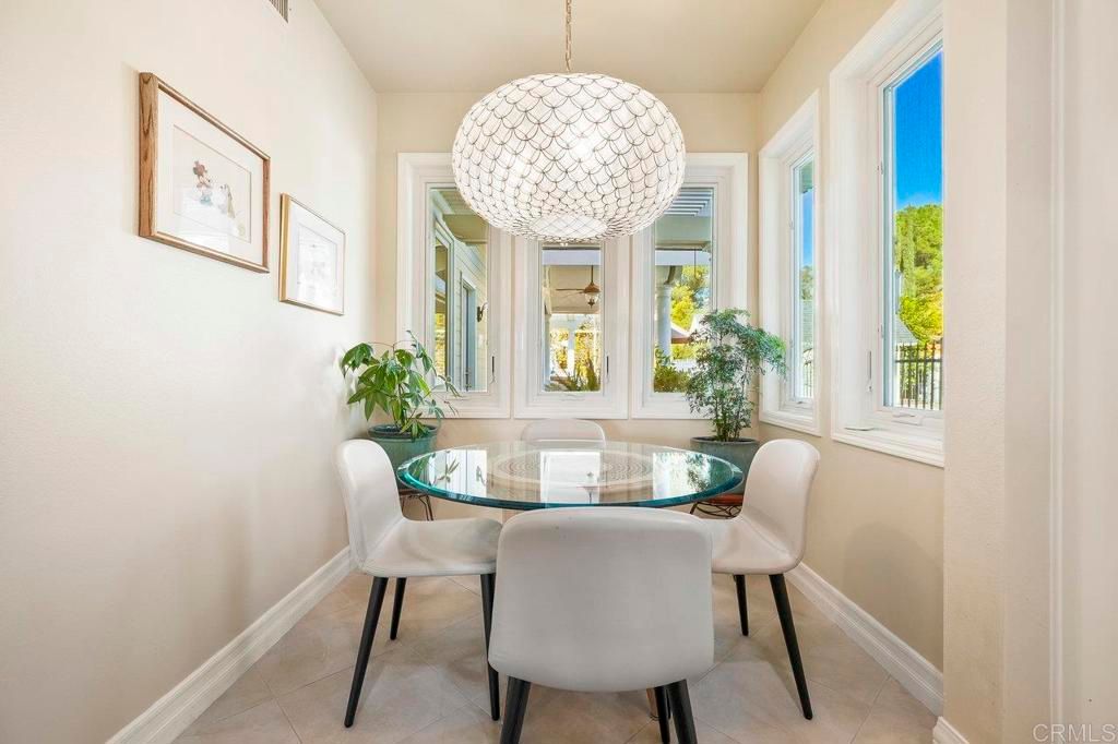 Dining room, Interior, Pendant Lights