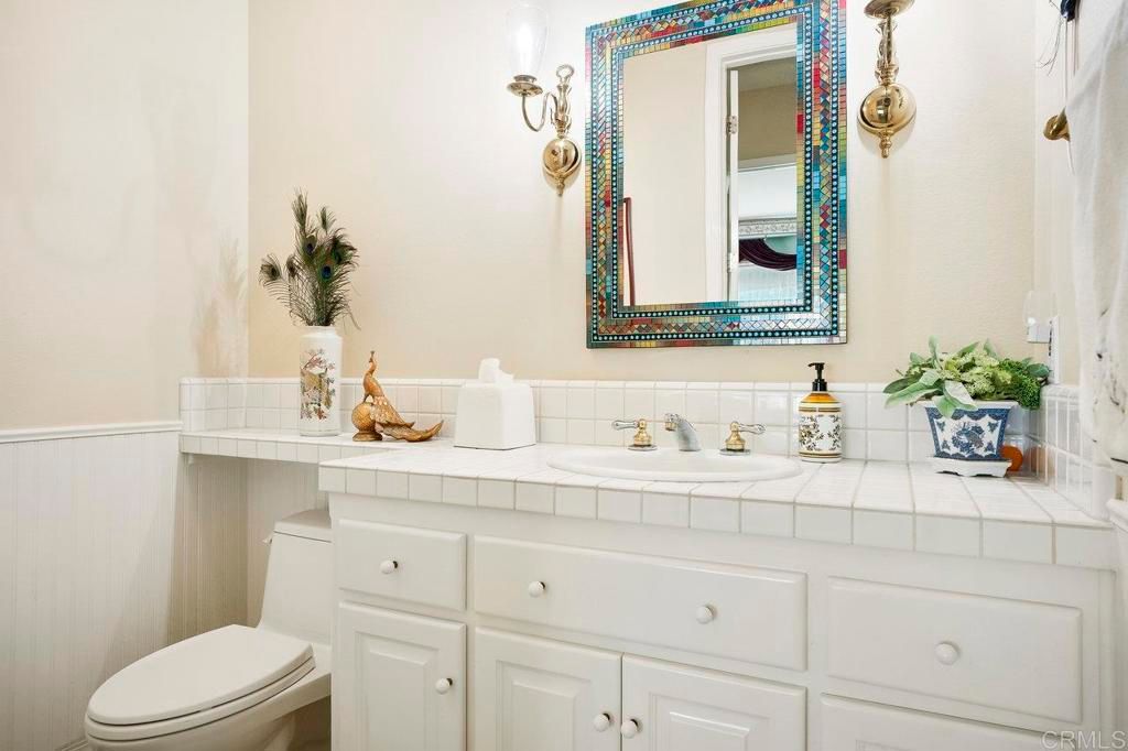 Bathroom, Interior, Tile Countertops