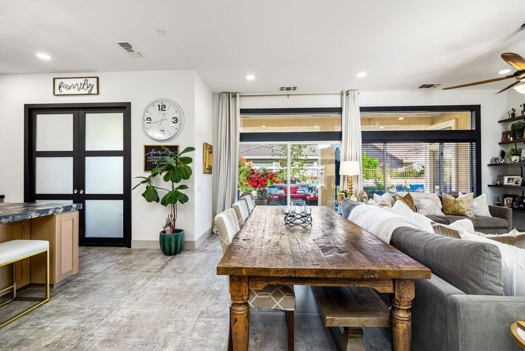 Dining room, Interior, Living room, Recessed Lighting