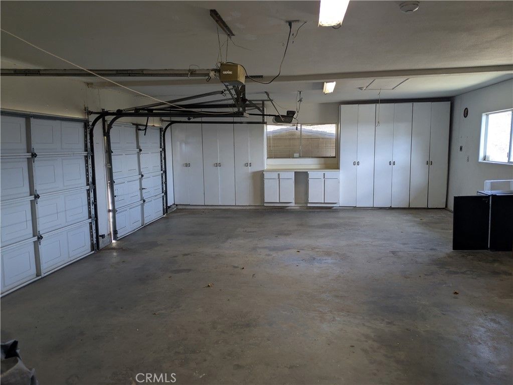 Garage, Interior