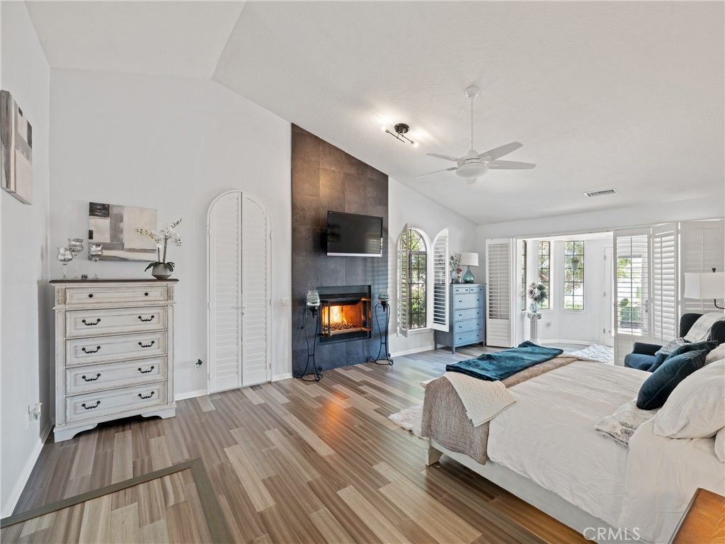 Bedroom, Fireplace, Interior, Wood Texture Flooring