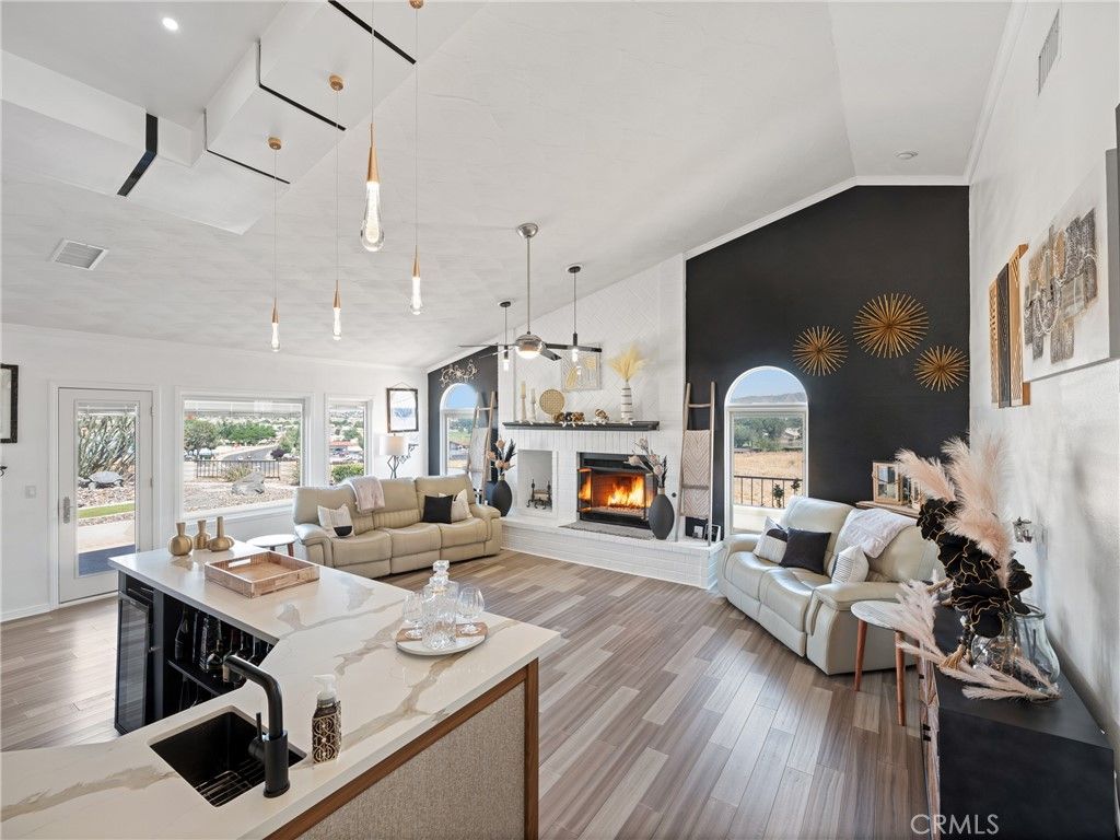 Fireplace, Interior, Living room, Pendant Lights, Recessed Lighting, Wood Texture Flooring