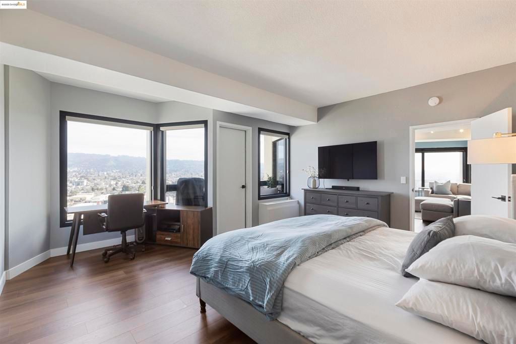 Bedroom, Home Office, Interior, Wood Texture Flooring