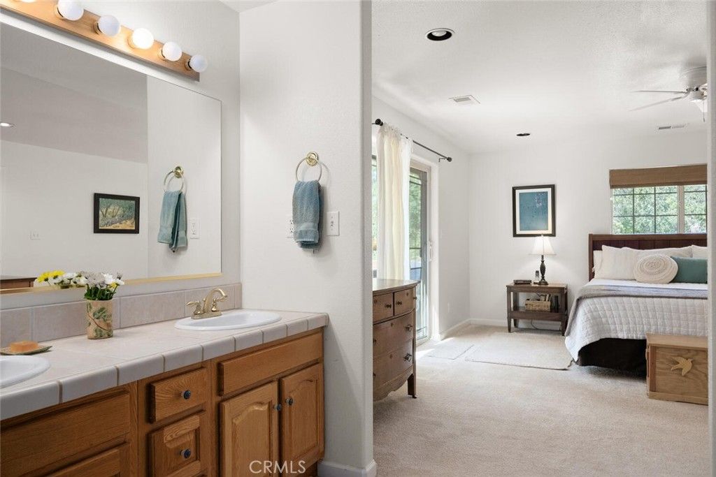 Bathroom, Bedroom, Dual Sink Vanities, Interior, Recessed Lighting, Tile Countertops