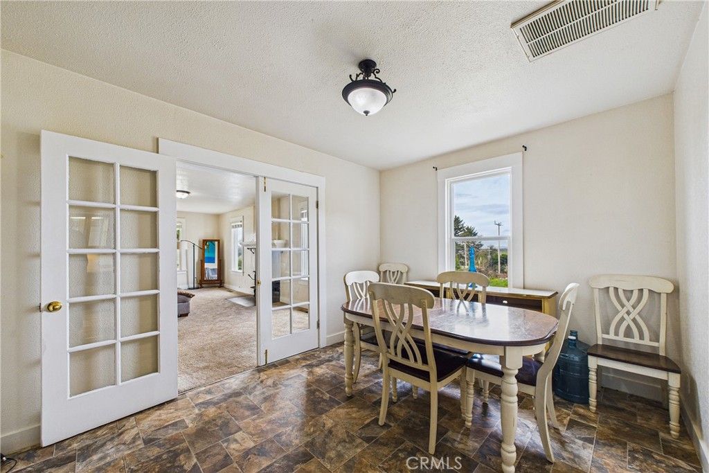 Dining room, Interior