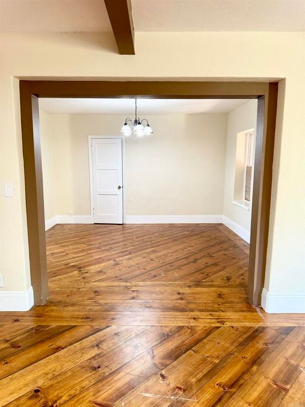 Empty room, Interior, Pendant Lights, Wood Texture Flooring