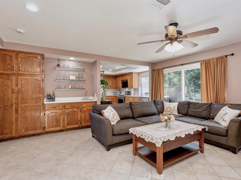 Interior, Kitchen, Living room, Recessed Lighting, Stainless Steel Appliances