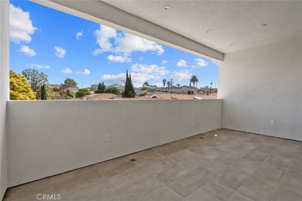 Exterior, Recessed Lighting