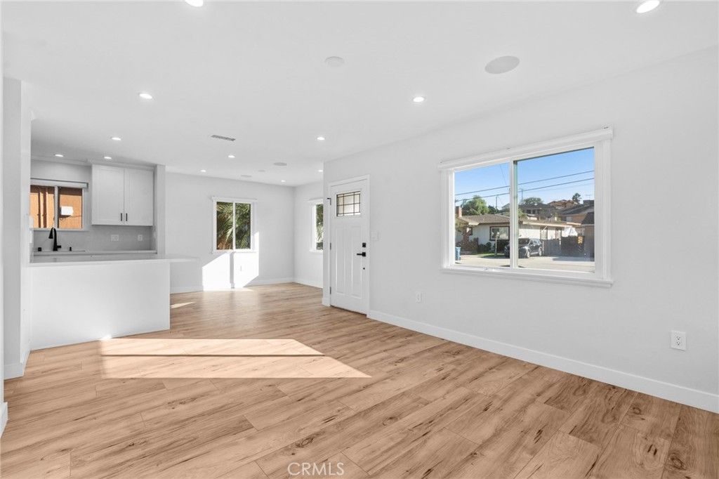 Empty room, Interior, Kitchen, Recessed Lighting, Wood Texture Flooring
