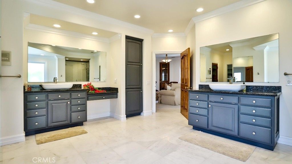 Bathroom, Dual Sink Vanities, Interior, Marble, Pendant Lights, Recessed Lighting