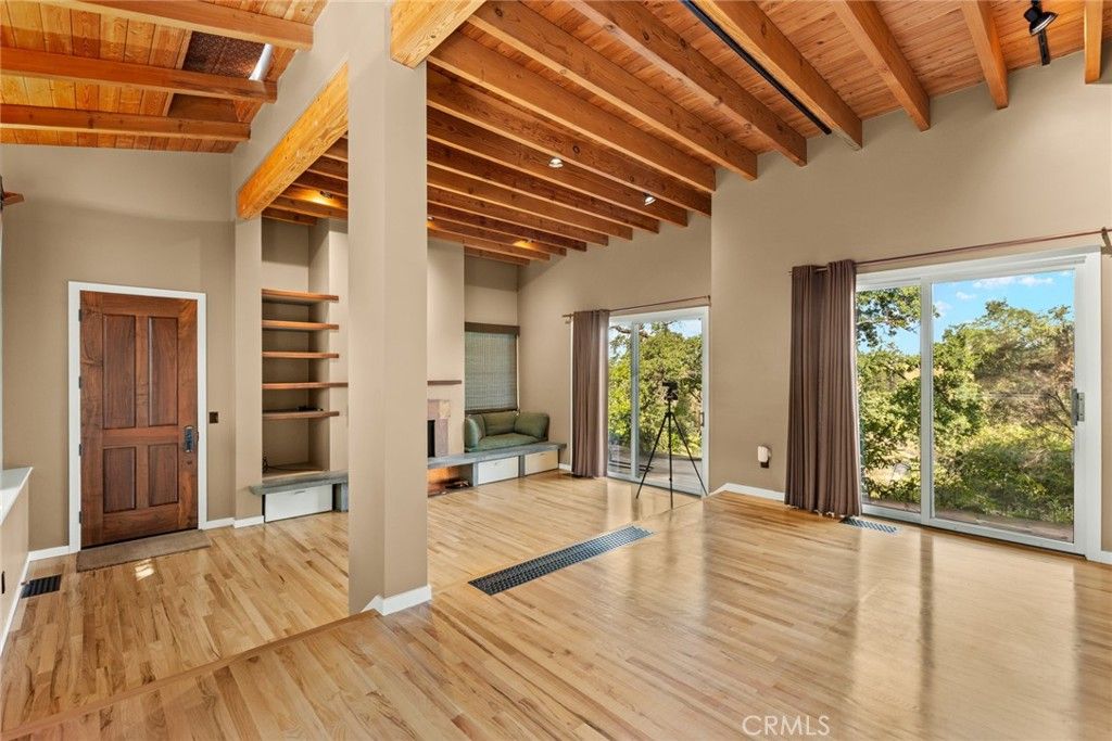 Empty room, Interior, Wooden Beams, Wooden Ceilings, Wood Texture Flooring