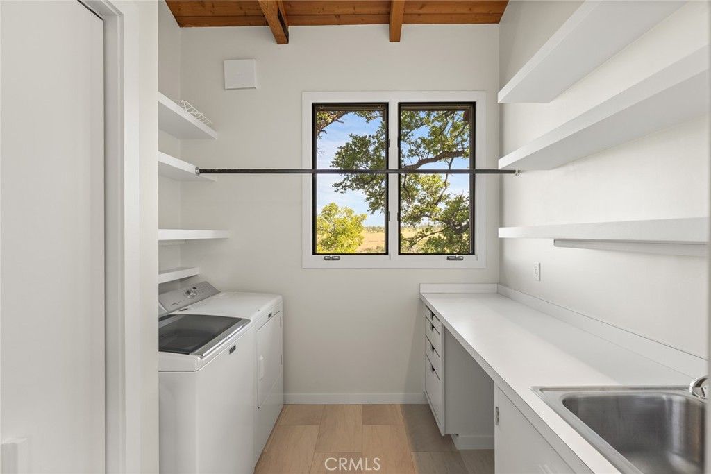 Interior, Washer, Wooden Beams, Wooden Ceilings, Wood Texture Flooring